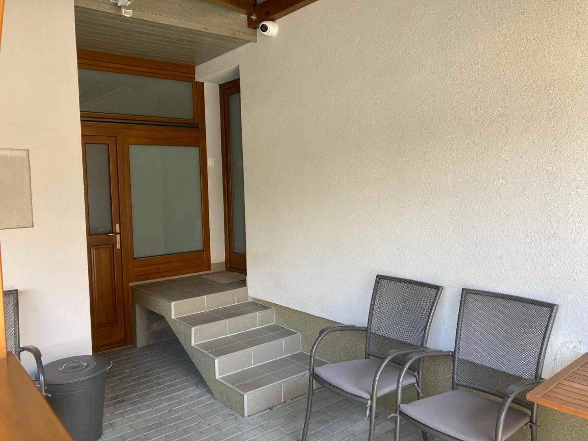 Toronyi Vendégház Exterior foto